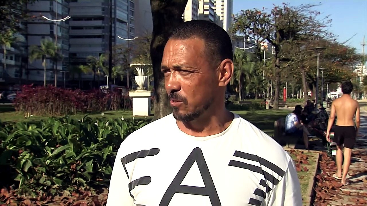 Lei autoriza spray de pimenta para mulheres maiores de 18 anos