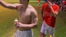 The whole team is trying to focus on training… and these two clearly have other plans _gay _gaylove