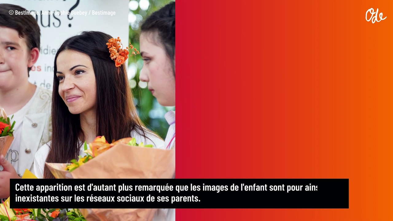 Telle mère, telle fille ! Denitsa Ikonomova pose avec la fille qu'elle a eue avec François Alu, elles ont les mêmes beaux cheveux châtains
