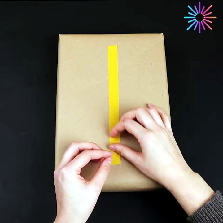 Wrap your gifts with Christmas magic🎄