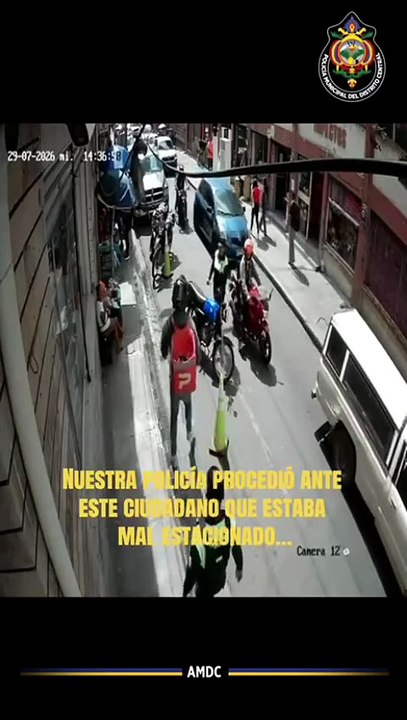 ¡Repartidor ataca a mujer policía en Tegucigalpa!