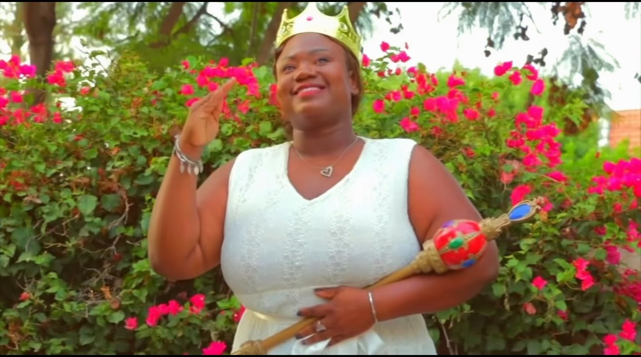Shanna Malcolm - DIRRRRTY DANCING | SHANNA DOES!
