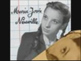 En souvenir d'un bon vieux poste de radio avec tourne disque