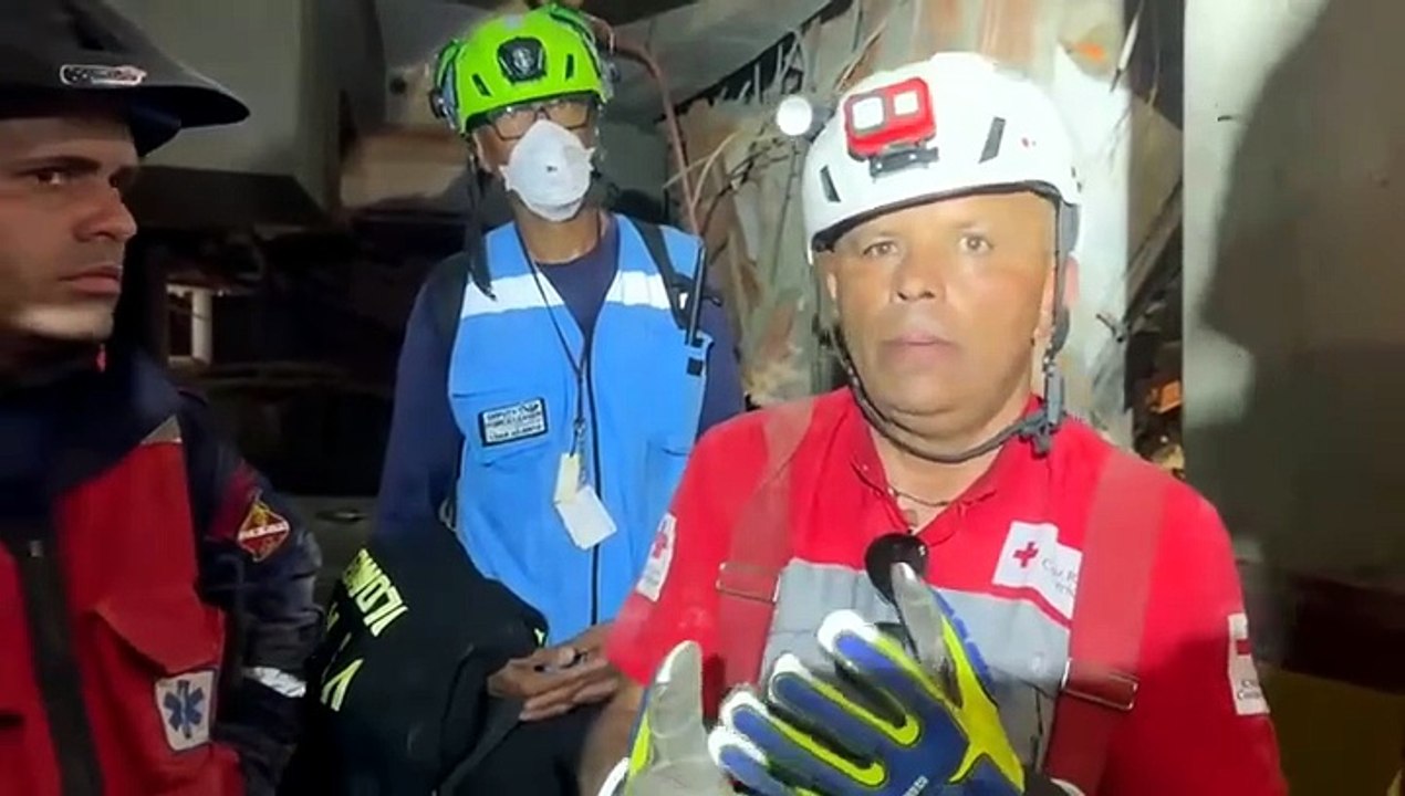 tn7-rescatistas-de-la-cruz-roja-costarricense-extraen-con-vida-a-sobreviviente-entre-los-escombros-en-venezuela-270626.