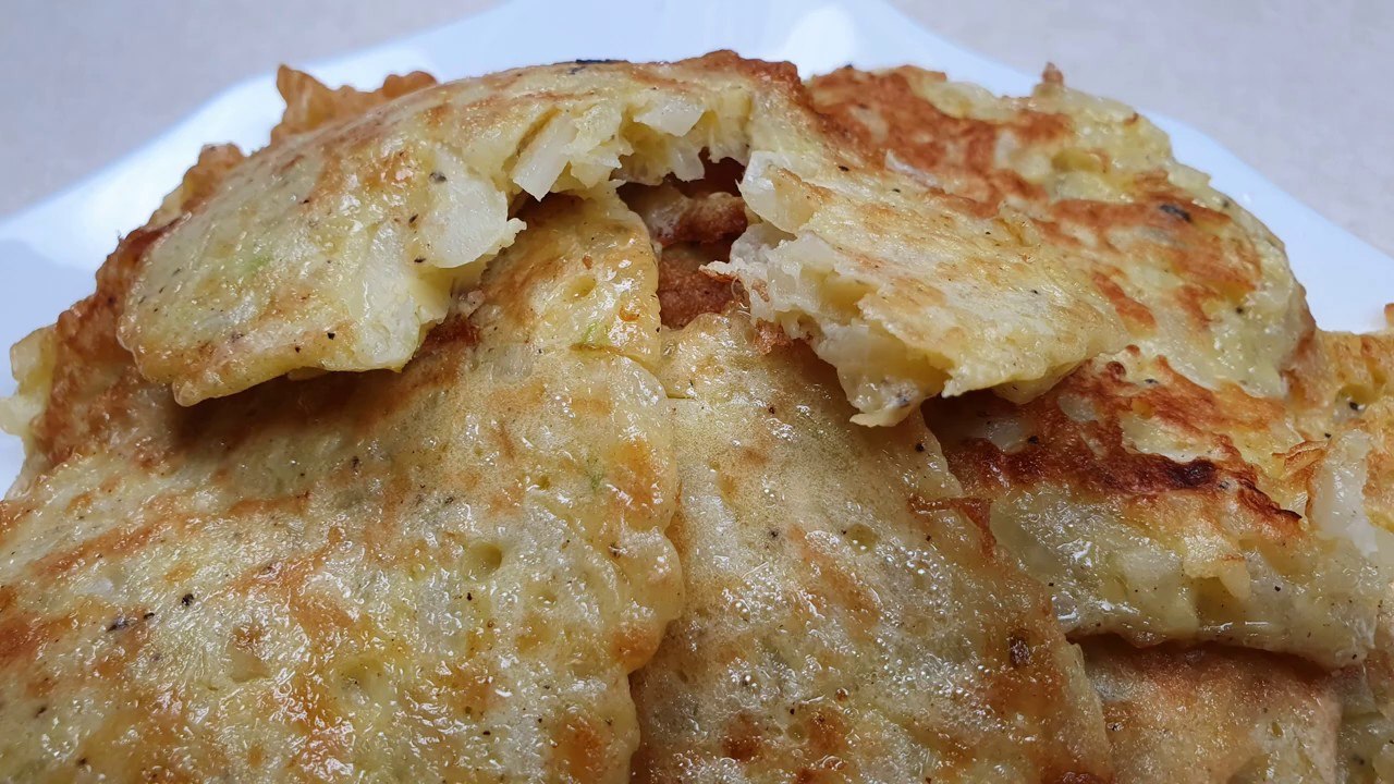 Nur 2 Zutaten und ein paar Minuten Arbeit! Altdeutsches Zwiebelpuffer Rezept