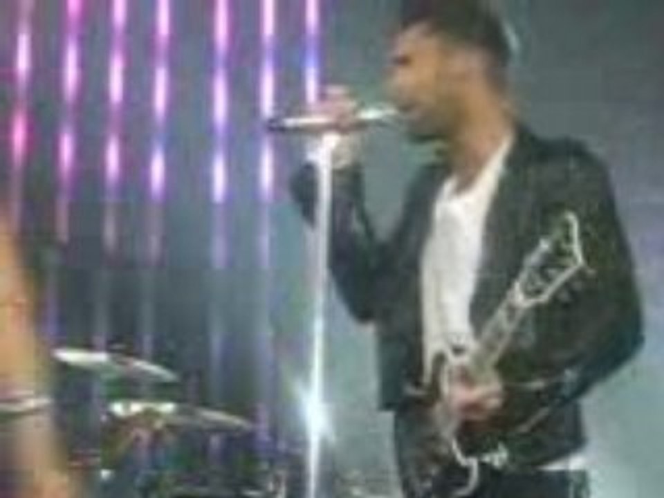 Part Of Rihanna & Maroon 5 Live
