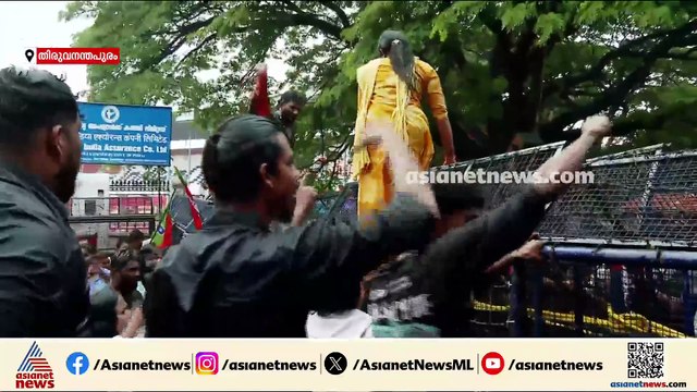 വീര്യം കുറഞ്ഞ മദ്യത്തിന്റെ നികുതി; യുവമോർച്ച സെക്രട്ടേറിയറ്റ് മാർച്ചിൽ സംഘർഷം