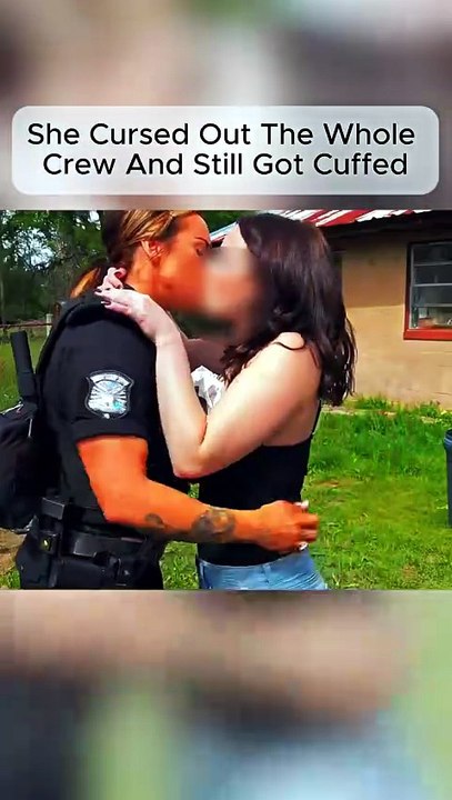 Angry Woman Curses at Police Before Getting Cuffed | Sheriff Arrest Story