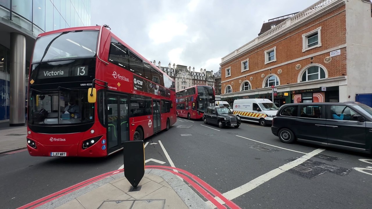 London’s mayor working to get more support for bus drivers in heatwave