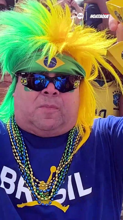 "Mil gols, mil gols, só Pelé", canta torcida brasileira no Texas