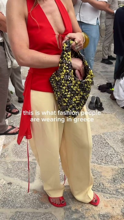 What Fashionable People Are Wearing in Greece