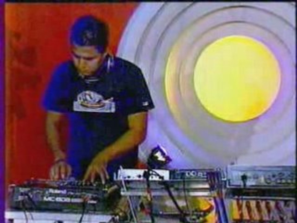 Javier Perez Adagio Live remix @ Concepto 7 TV