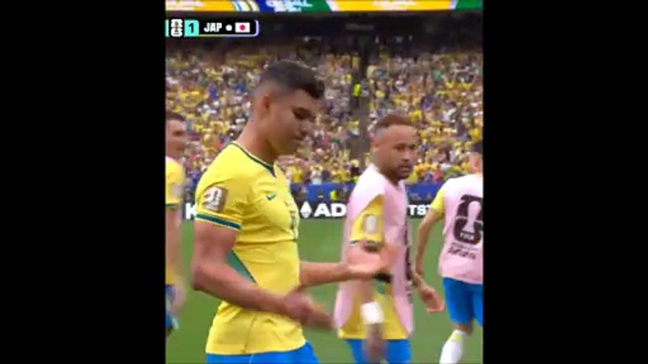 Coupe du monde FIFA 2026: Bresil - Japon: Casimeiro fête l'égalisation avec un 6-7 six seven