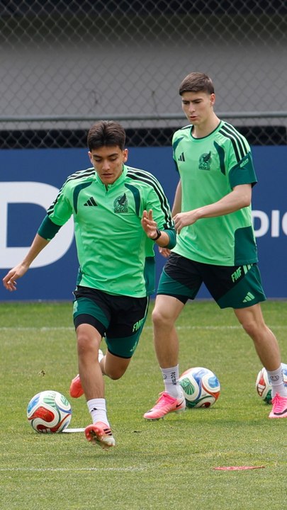 El último entrenamiento de la Selección Mexicana antes de jugar contra Ecuador