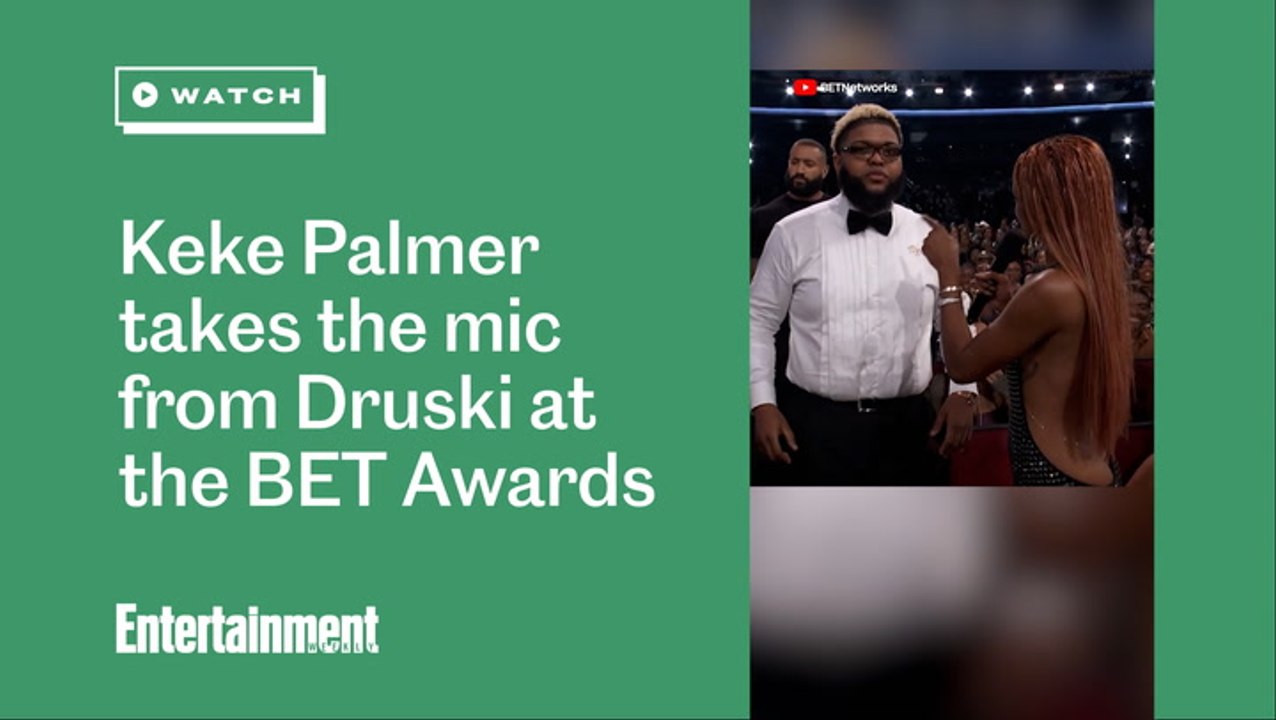 Keke Palmer takes the mic from Druski at the BET Awards