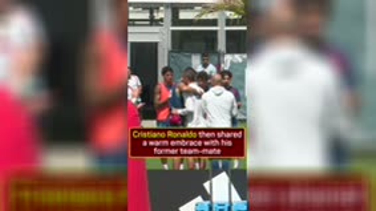 Cristiano Ronaldo and Ricardo Carvalho embrace after death of assistant's father