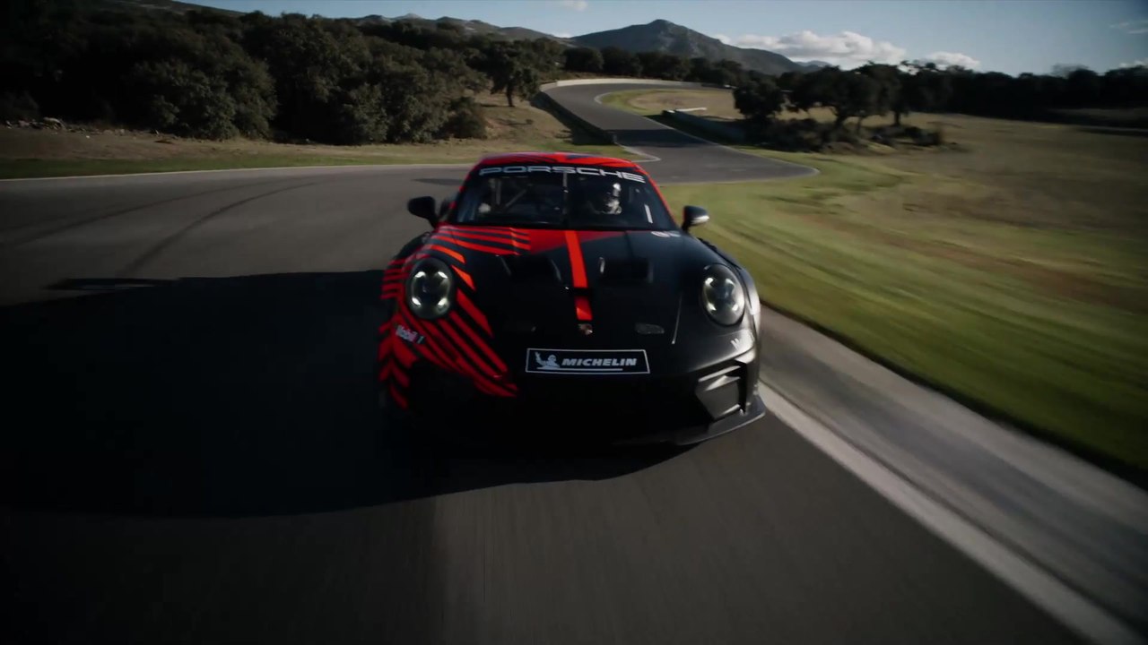 Porsche präsentiert neuen 911 GT4 R für den weltweiten Kundensport