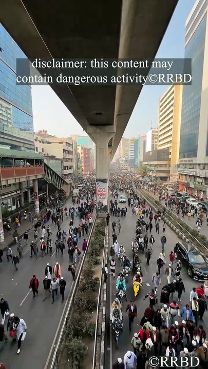 When the city hits the streets!🌆🚶‍♂️🚶‍♀️