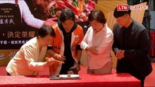 盧秀燕台中鍋烤節露祕技 孫協志驚訝疊肉「筷子拿的好穩」