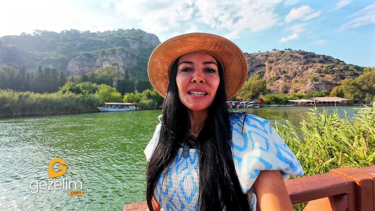 Kaş'ta 3 turizm teknesine mavi bayrak