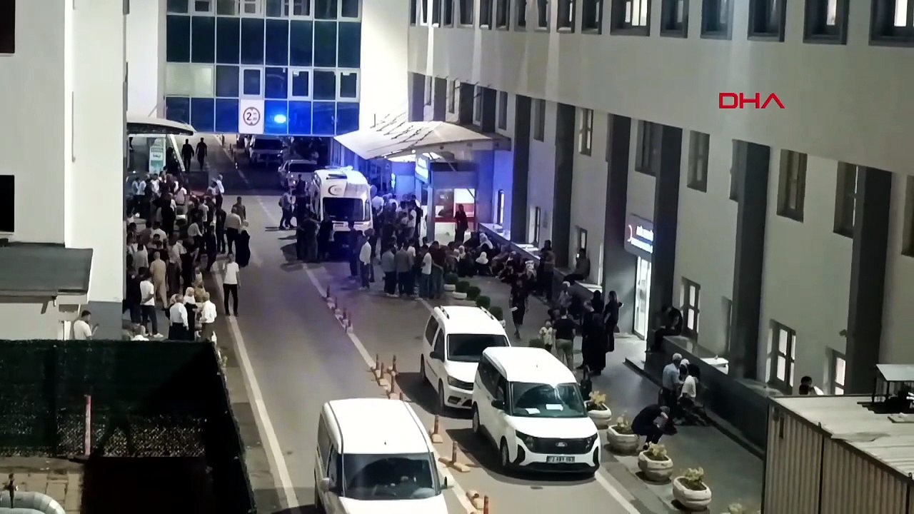 Akraba Çocuklarının Kavgasına Aileler de Dahil Oldu: Silahlı Kavgada 4'ü Ağır, 6 Yaralı