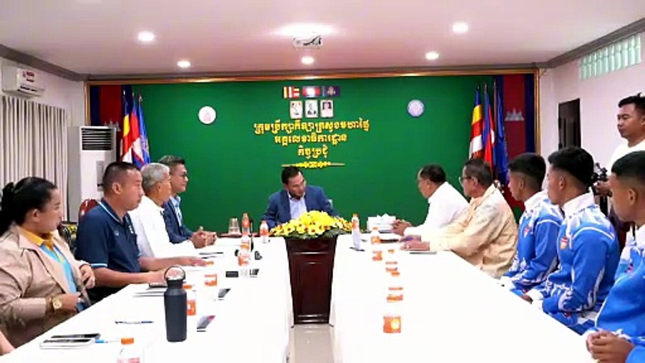 ឯកឧត្តម ចាយ ស៊ីជឿន ដឹកនាំប្រតិភូជម្រើសជាតិទូកកម្ពុជា ទៅហ្វឹកហាត់បង្កើនសមត្ថភាពនៅប្រទេសប៉ូឡូញ