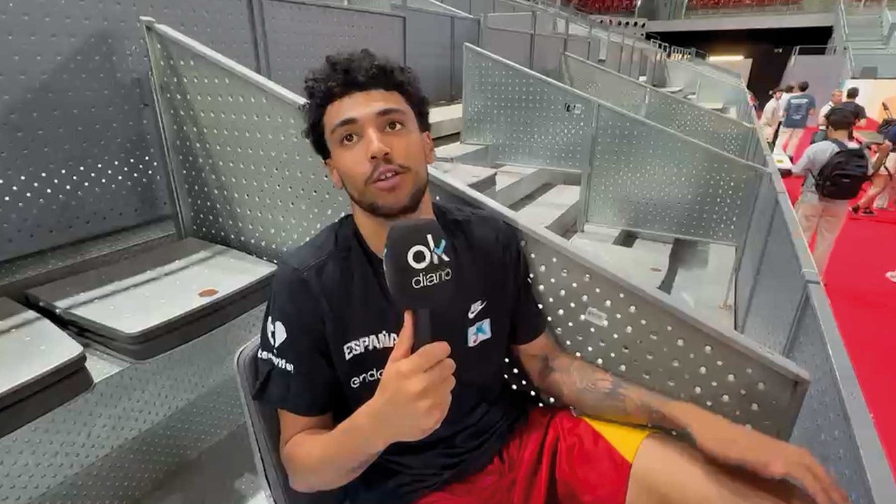 Izan Almansa: "Quiero estar siempre en el Madrid pero si tengo que irme a la NCAA o cedido para jugar lo haré"