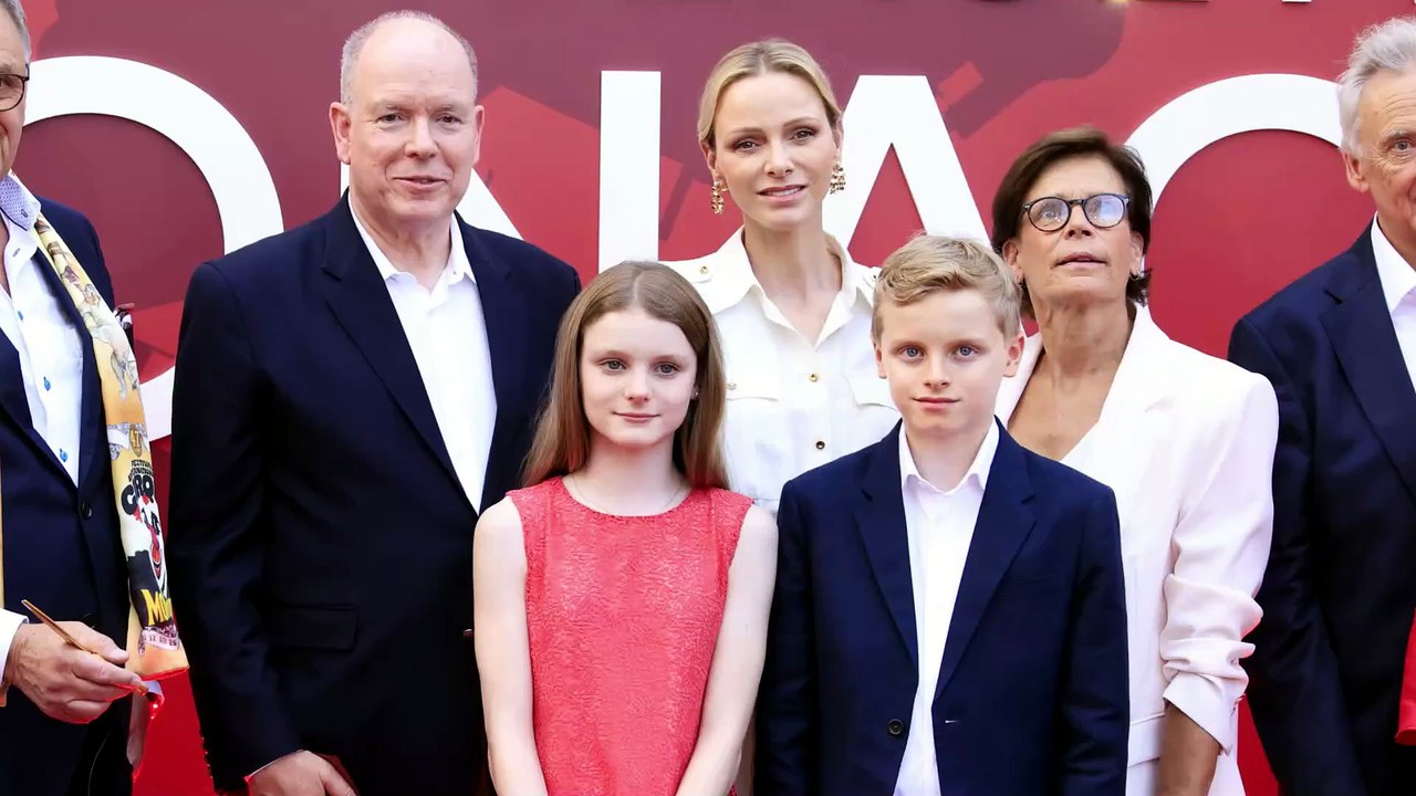 Monaco, festa rovinata per Charlene e Alberto: prima i sorrisi, poi la paura