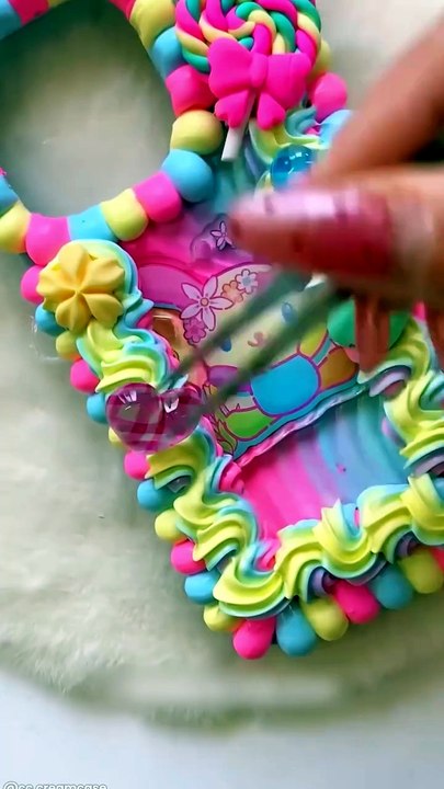 Satisfying Art