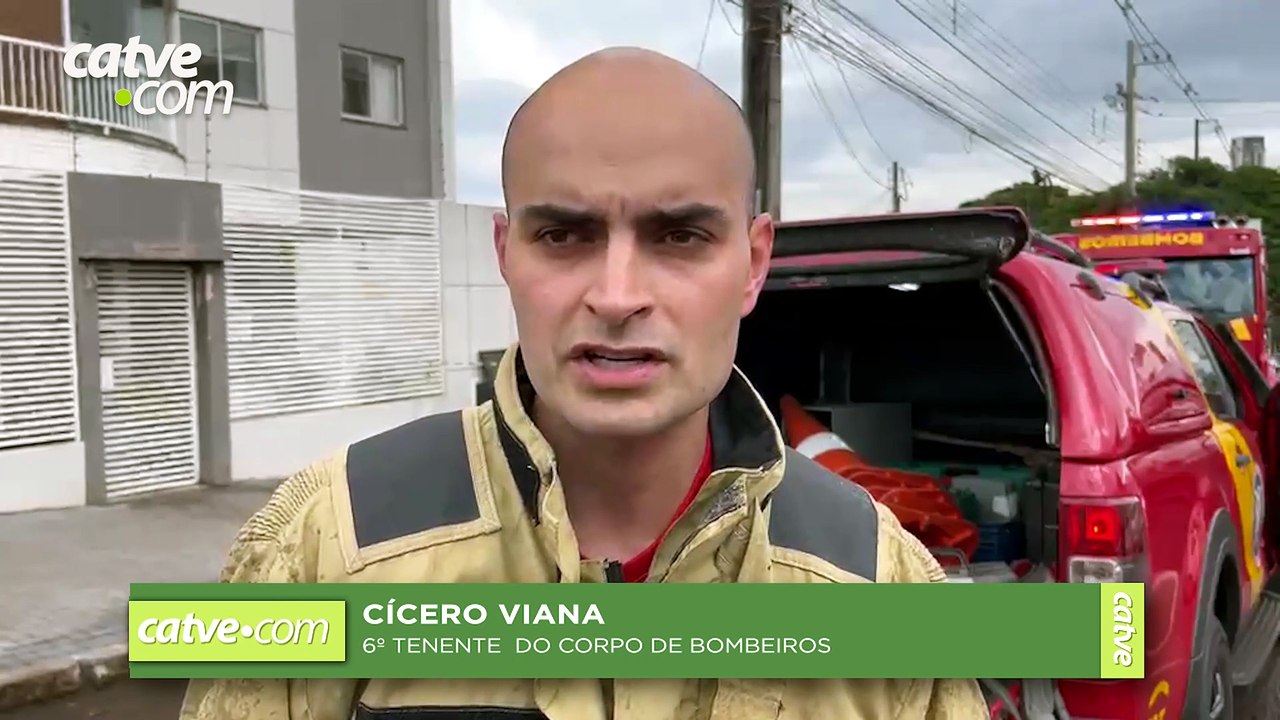 Incêndio em veículo em garagem de prédio mobiliza Bombeiros em Cascavel