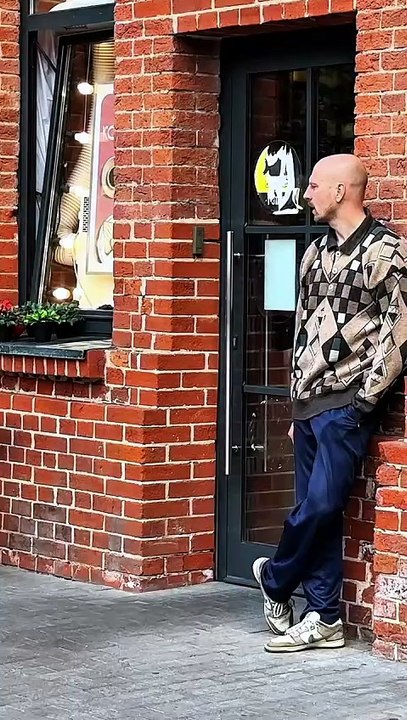 Door closed _ Funny Prank Video