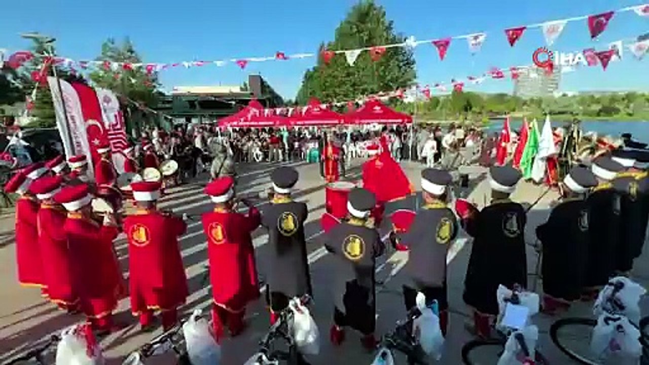 Çorum’da 534 yıllık Osmanlı vakıf geleneği yaşatıldı: Toplu sünnet şöleniyle çocukların yüzü güldü