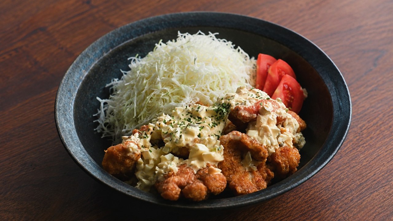Crispy Fried Chicken With Creamy Tartar 🥢