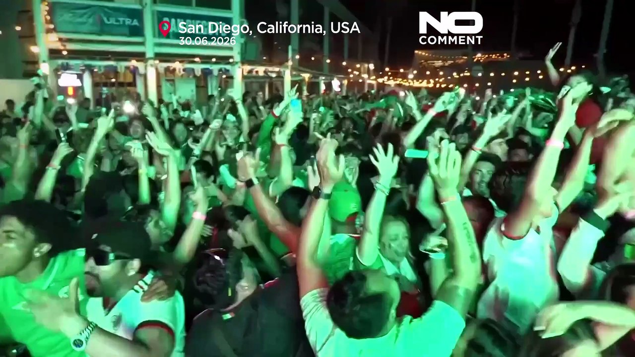 Mexico fans celebrate World Cup win over Ecuador
