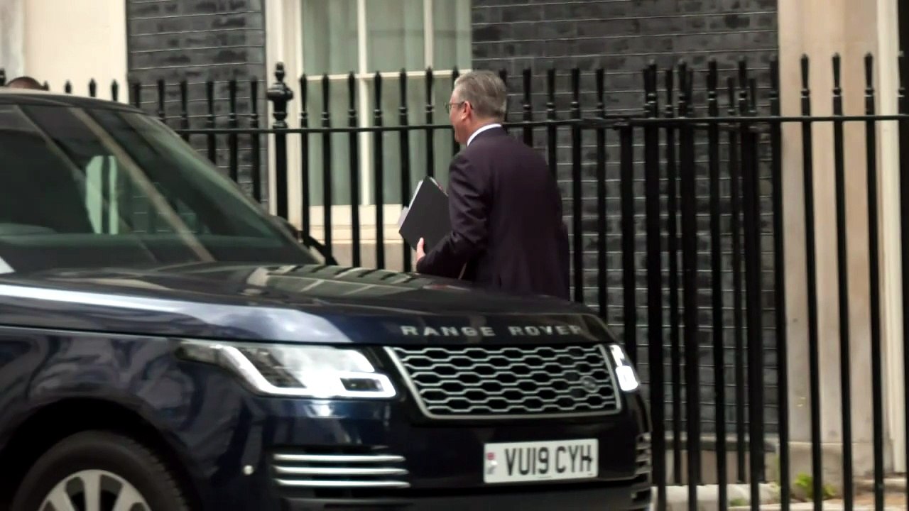 Keir Starmer departs Downing Street for PMQs