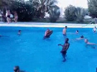 Tuniziie Aout 2007 [ Piscine time ds le desert 2 ]
