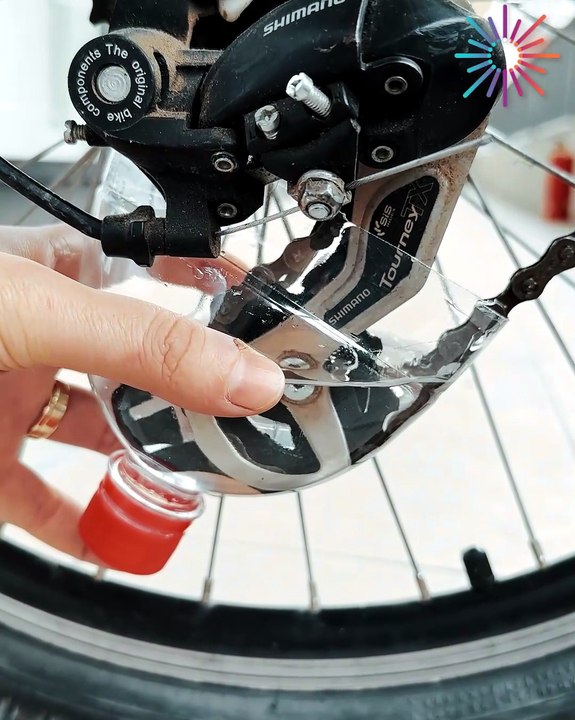 Bicycle chain cleaning hack 🚲