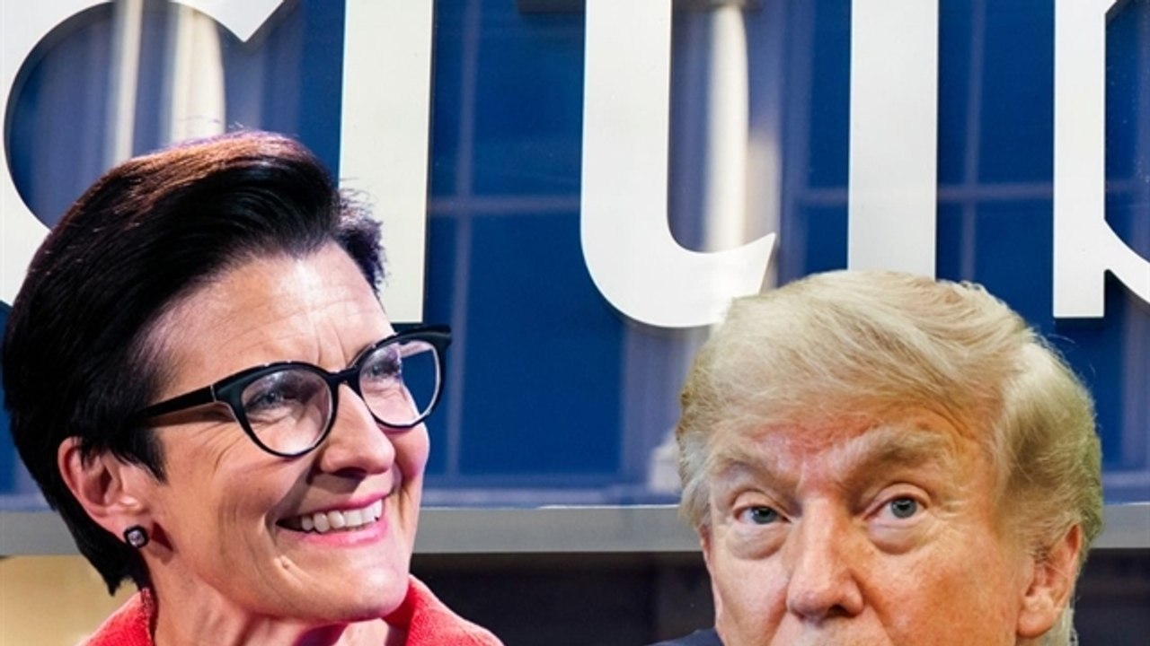 Citigroup CEO Brings Long-Troubled Bank Into Trump's Graces