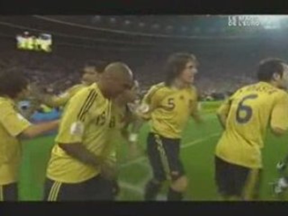 Russie 0-1 espagne xavi