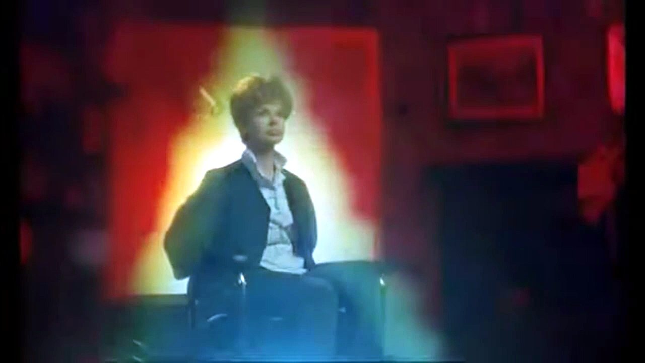 They Came from Beyond Space (1967) - Bande annonce