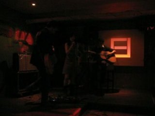 Glory Box en acoustique au Farniente