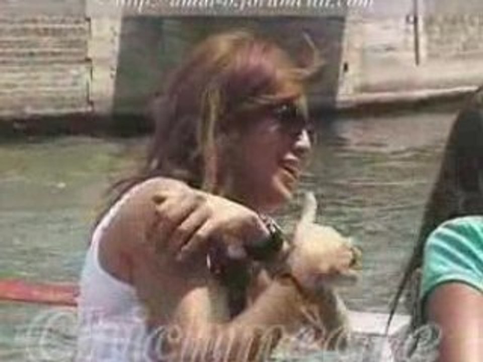 amel bouchoucha ( promenade sur la seine ) paris