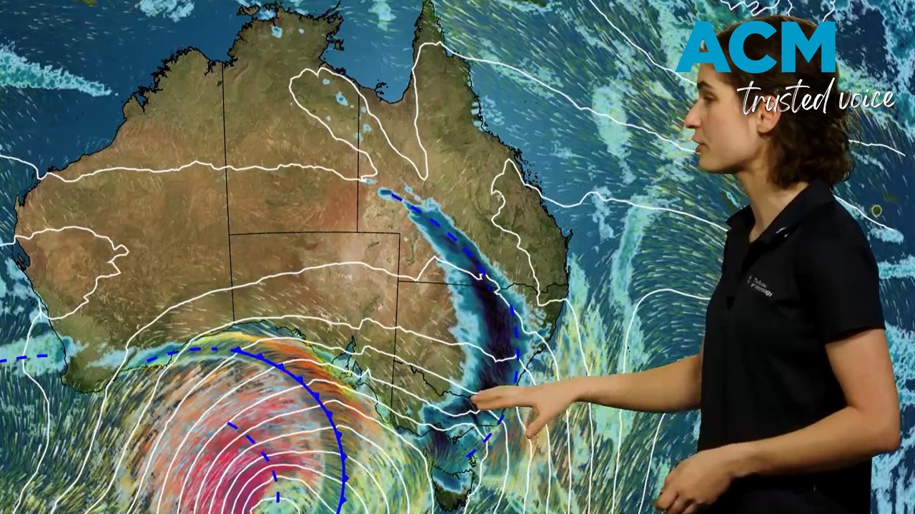 Showers, snow in south-east, settled in the west