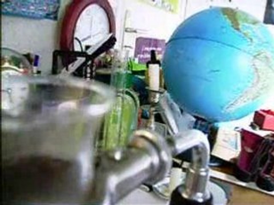 Acide chlorhydrique + aluminium