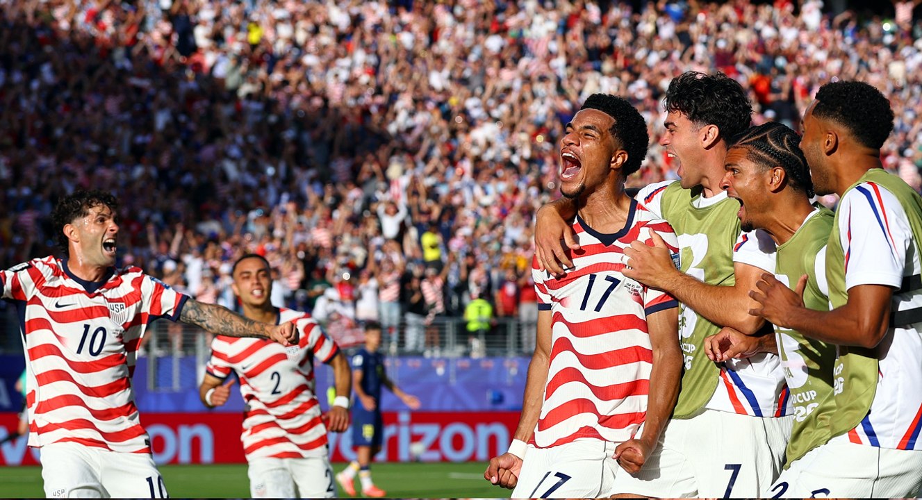 المنتخب الأمريكي يحقق فوزاً مستحقاً أمام نظيره منتخب البوسنة والهرسك ويتأهل إلى ثمن النهائي