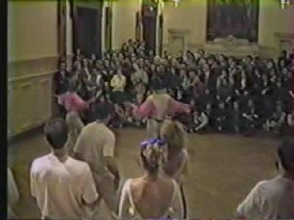 MES DEBUT AVEC EN ACRO Ballet RDC 1987