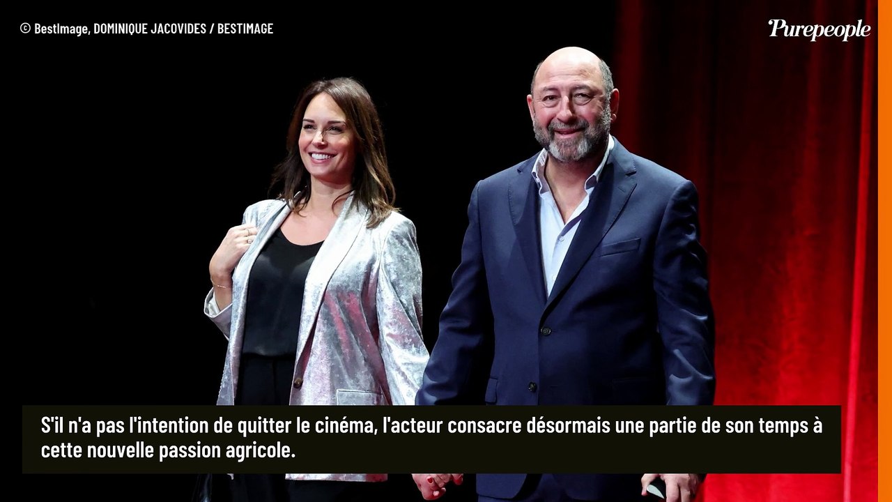 Kad Merad s'est lancé dans une nouvelle activité en Saône-et-Loire, où il a une maison avec Julia Vignali, et c'est très éloigné du cinéma