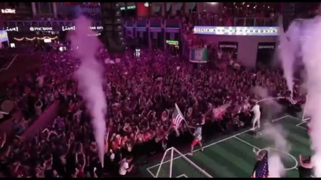 La festa dei tifosi Usa dopo la vittoria contro la Bosnia-Erzegovina