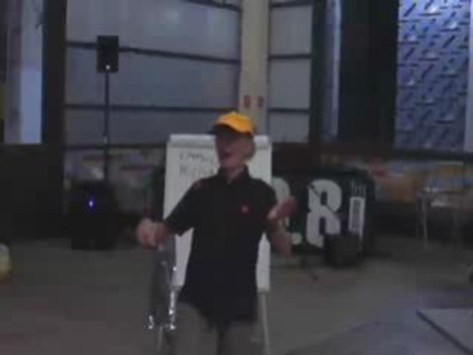 Performance  Michel Giroud  Festival Poésie Marseille