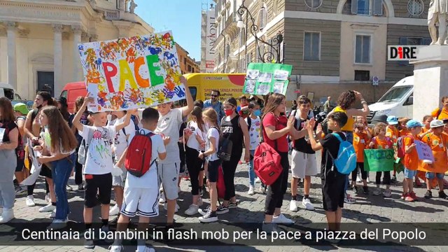 A Roma un flash mob con i bambini per la pace in Ucraina